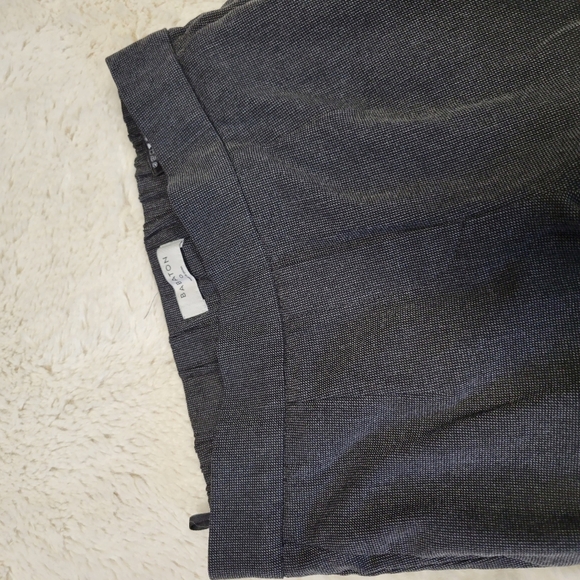 Babaton Aritzia Conan Cropped Pants Grey Black Plaid Check Print Size 0 - Picture 4 of 7